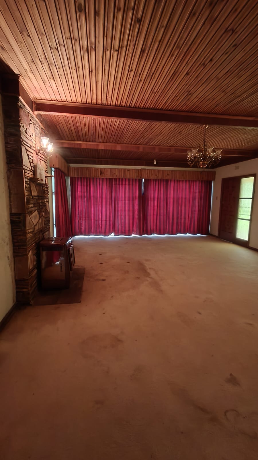 4 Bedroom Property for Sale in Hennenman Free State